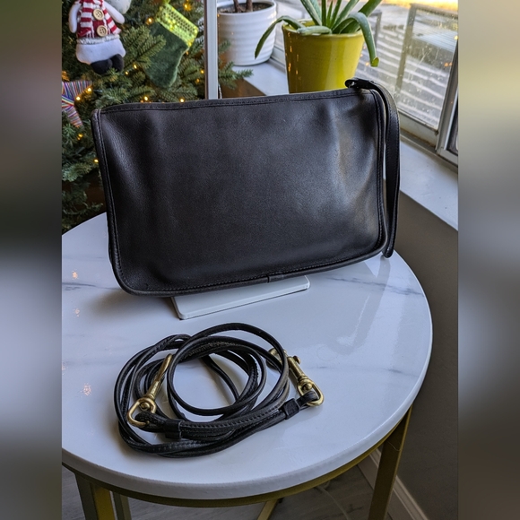 Coach Vintage Mahoney Leather Bag. - Picture 2 of 14